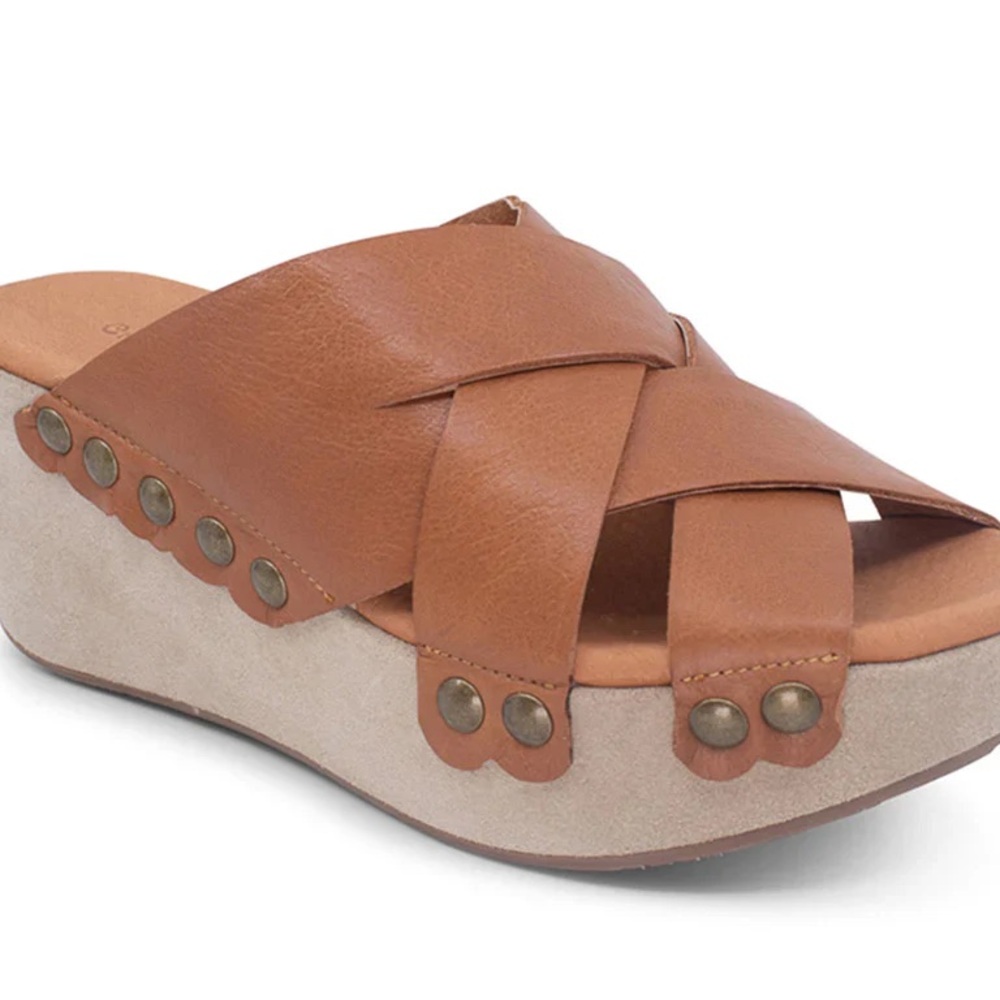 Chocolat Blu Yuki Brown Leather Platform Sandals